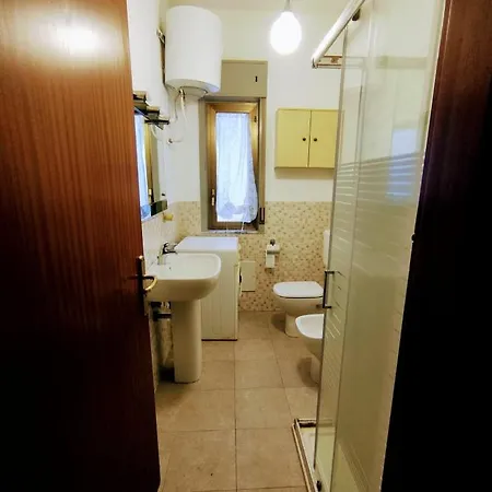 דירה Aeolian View פיראינו